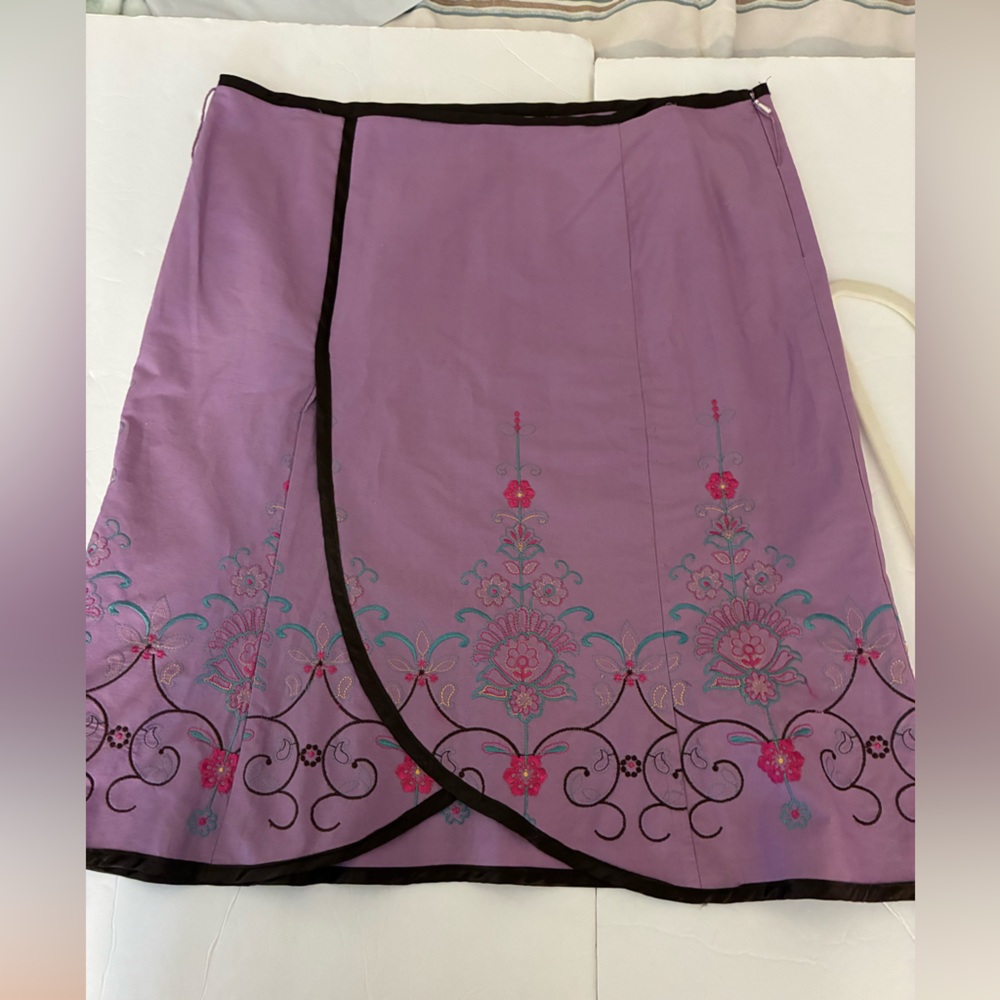 HeartSoul Purple Knee Length Embroidered 1/2Wrap Skirt Boho Festival Cottagecore